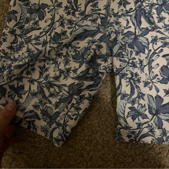 SAGE Collective White and Blue Floral Print Workout Onesie Romper - Picture 4 of 4